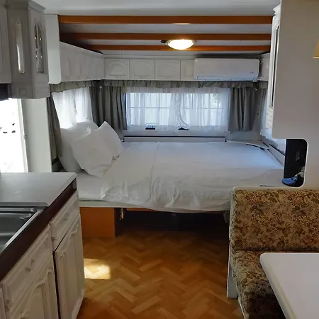 Akti Oneirou Camping And Bungalows 4*